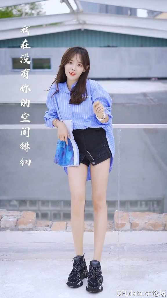 朱容君 朱容君